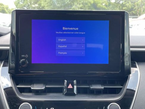 Used 2024 Toyota Corolla LE w/ LE Convenience Package FWD image 26