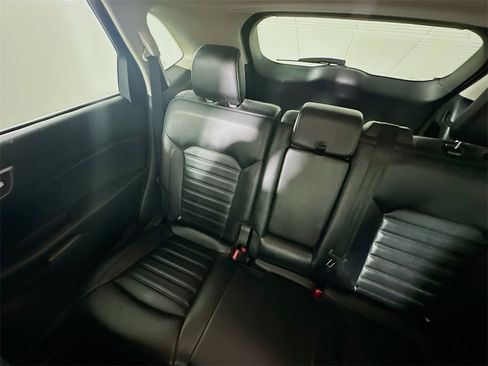 Used 2024 Ford Edge SEL image 12