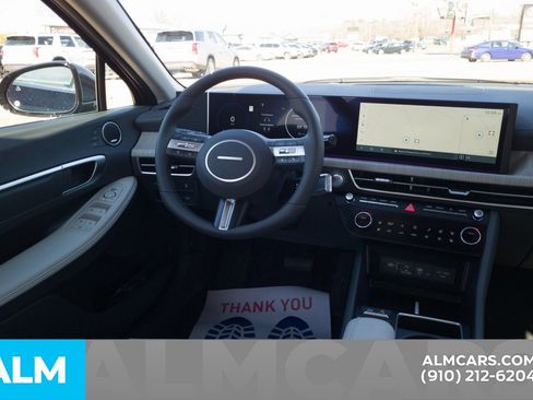 Certified 2025 Hyundai Sonata Limited FWD image 19