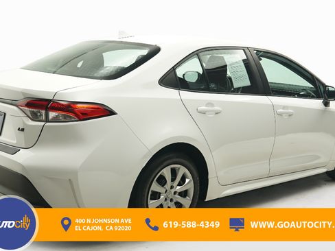 Used 2024 Toyota Corolla LE FWD image 6