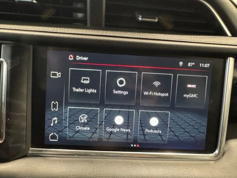 Used 2022 GMC Yukon Denali AWD/4WD image 22
