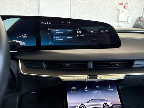 Used 2023 Lucid Air Touring AWD/4WD image 11