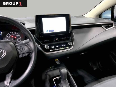 Used 2025 Toyota Corolla LE w/ LE Premium Package FWD image 7