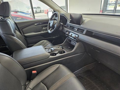 Used 2025 Honda Pilot EX-L image 13