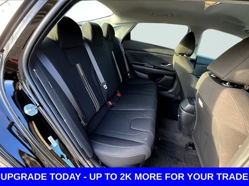 New 2026 Hyundai Elantra Hybrid FWD image 11