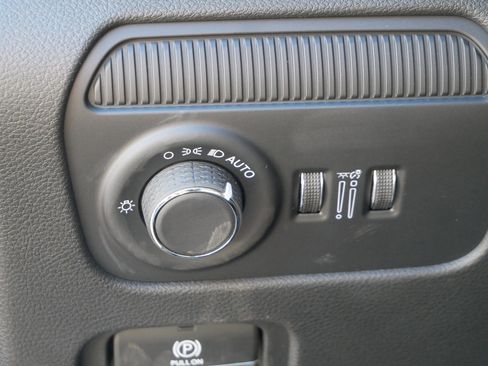 New 2026 Jeep Grand Wagoneer 4WD w/ HD Trailer Tow Package image 13