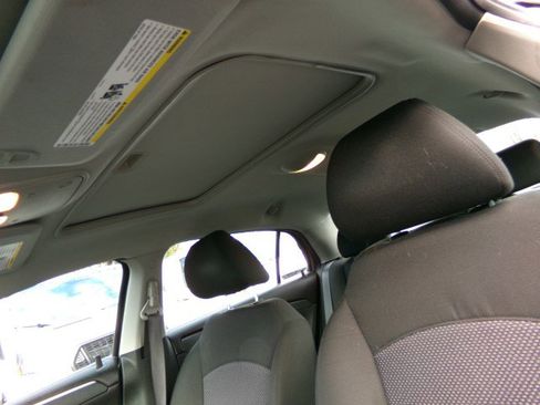 Used 2010 Chevrolet Malibu LT w/ Power Convenience Package image 19