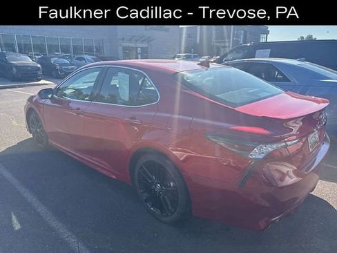 Used 2023 Toyota Camry XSE FWD image 3