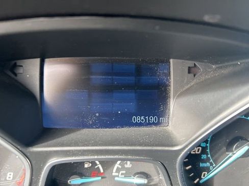 Used 2015 Ford Escape SE image 11