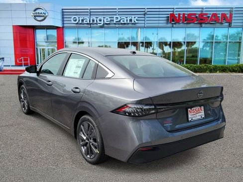 New 2026 Nissan Sentra SL w/ Floor Mat Package FWD image 3