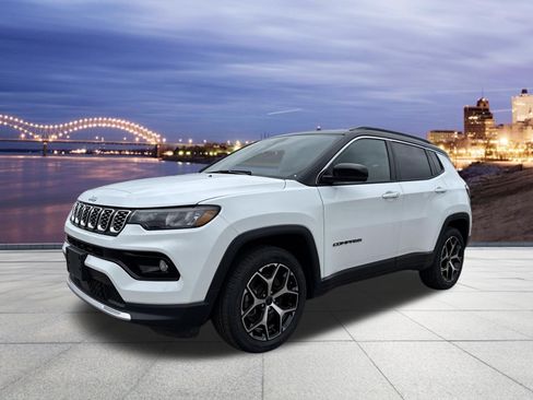 Used 2025 Jeep Compass Limited AWD/4WD image 1