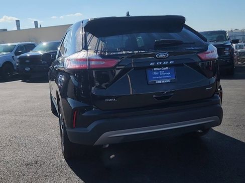 Certified 2024 Ford Edge SEL image 4