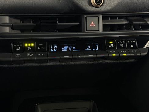 Used 2025 Toyota Crown XLE image 18