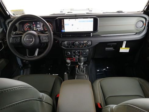 New 2026 Jeep Gladiator Mojave AWD/4WD image 3