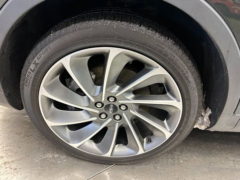 Used 2022 Lincoln Nautilus Reserve w/ Equipment Group 201A image 37