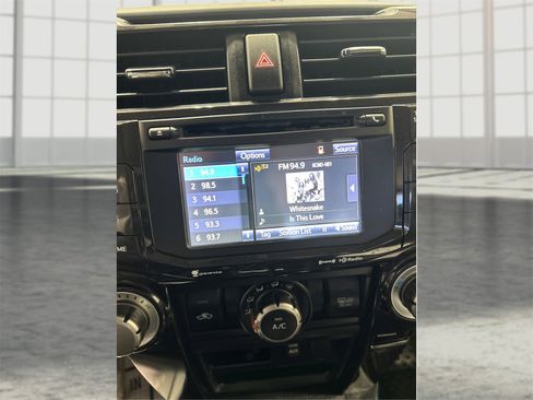 Used 2018 Toyota 4Runner TRD Off-Road Premium image 13