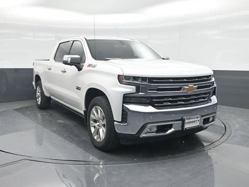 Used 2019 Chevrolet Silverado 1500 LTZ w/ LTZ Texas Edition image 8