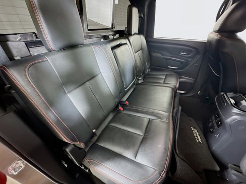 Used 2024 Nissan Titan PRO-4X w/ Pro-4x Convenience Package image 24