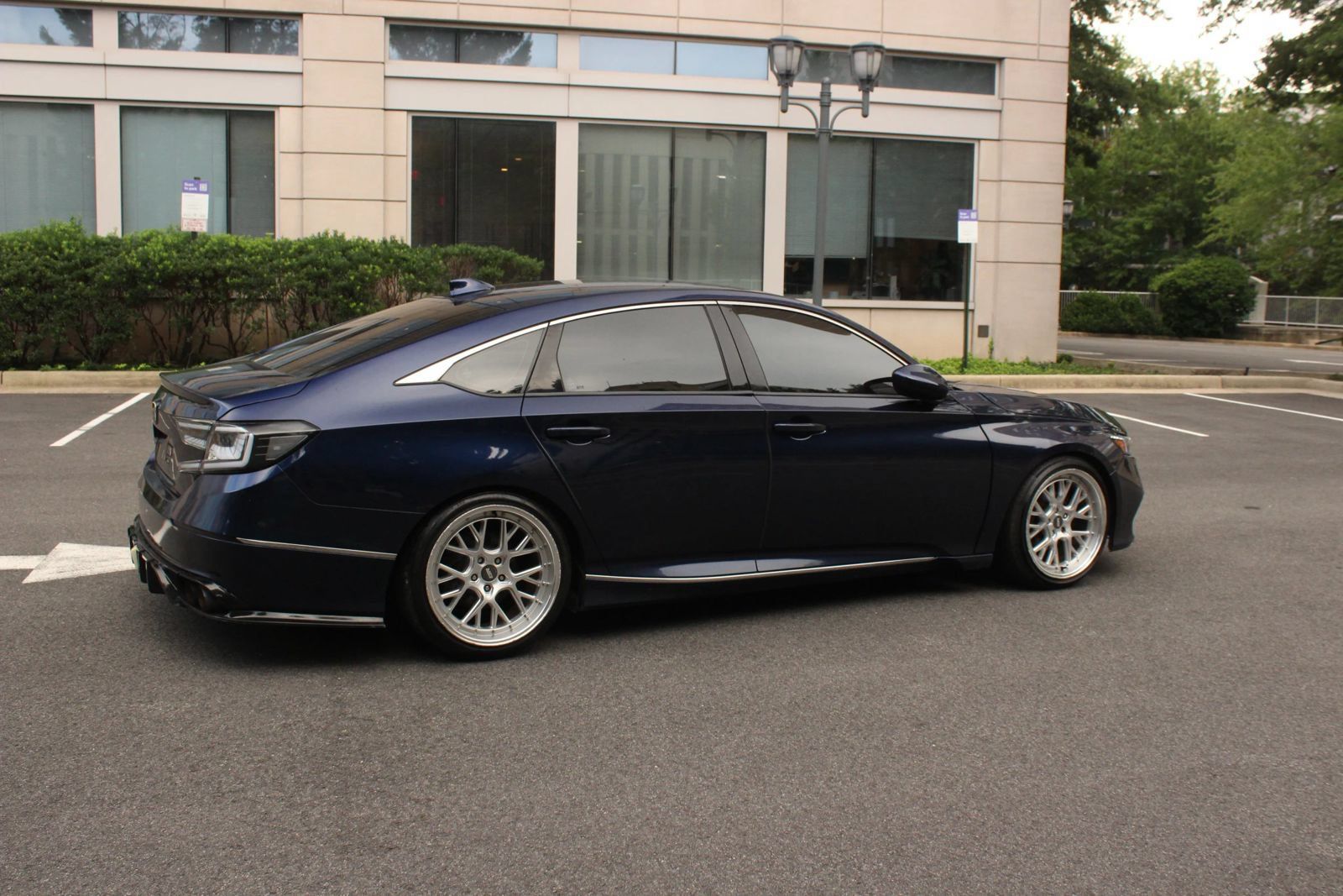 Used 2019 Honda Accord EX image 7