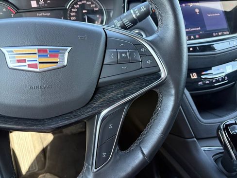 Used 2023 Cadillac XT5 Premium Luxury AWD/4WD image 17