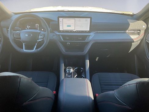 New 2026 Ford Explorer ST-Line w/ ST-Line Street Pack image 7