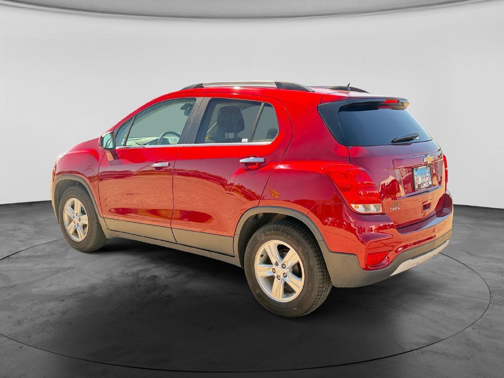 Used 2019 Chevrolet Trax LT w/ LT Convenience Package FWD image 7
