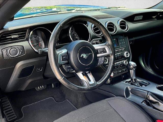 Used 2017 Ford Mustang Coupe RWD image 14