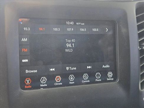 Used 2020 Jeep Cherokee Latitude Plus w/ Cold Weather Group FWD image 8