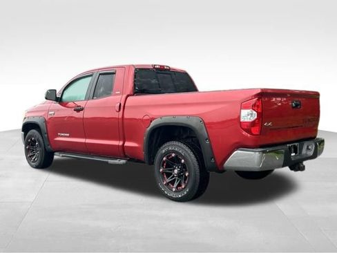 Used 2016 Toyota Tundra SR5 AWD/4WD image 8