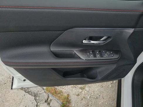 New 2026 Nissan Kicks SR w/ SR Premium Package AWD/4WD image 23