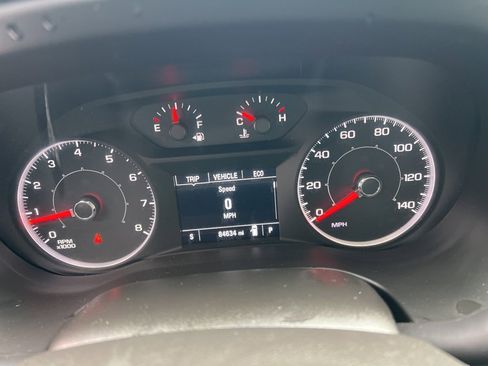 Used 2019 GMC Acadia SLE image 17