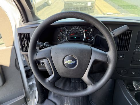 New 2026 Chevrolet Express 4500 w/ Power Convenience Package RWD image 14