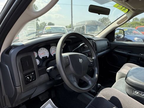Used 2005 Dodge Ram 1500 Truck SLT image 12