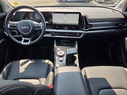 Used 2023 Kia Sportage EX AWD/4WD image 12