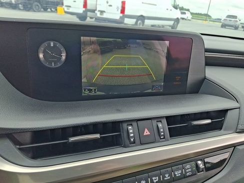 Used 2020 Lexus ES 350 w/ Premium Package FWD image 18
