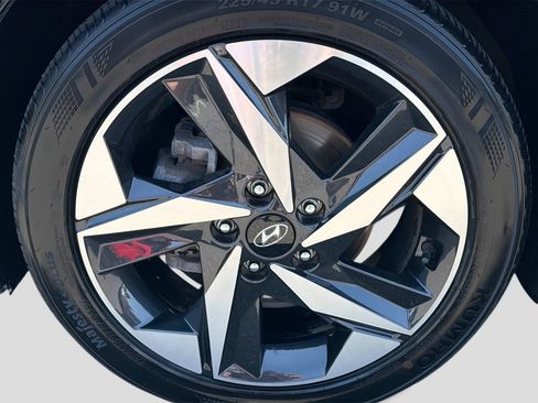 Certified 2023 Hyundai Elantra SEL w/ Convenience Package FWD image 14