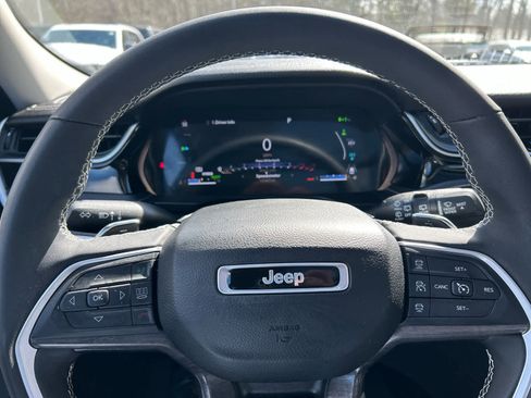 Used 2023 Jeep Grand Cherokee 4WD 4xe image 22