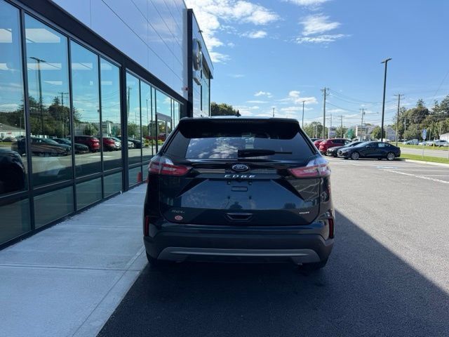 Used 2024 Ford Edge SEL AWD/4WD image 4