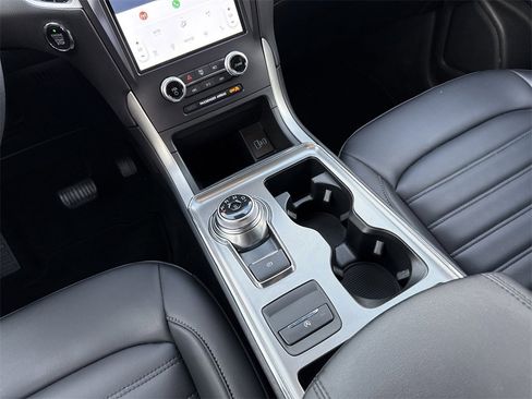 Used 2022 Ford Edge SEL w/ Convenience Package image 14