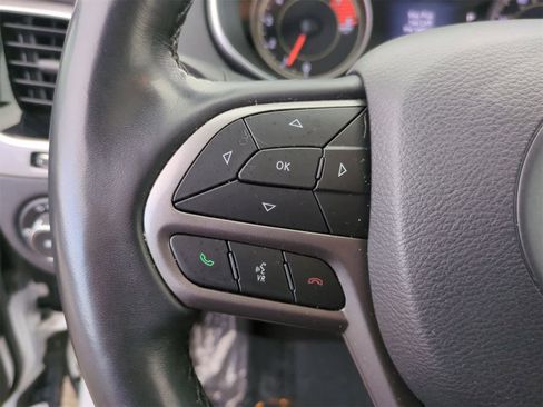 Certified 2020 Jeep Cherokee Limited image 24