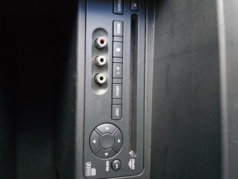 Used 2004 Nissan Titan SE image 23