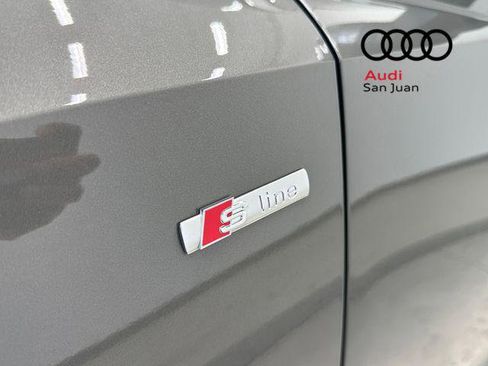 Certified 2025 Audi Q3 2.0T Premium w/ Convenience Package AWD/4WD image 6
