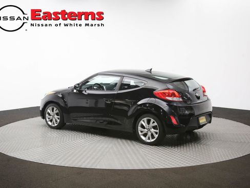 Used 2016 Hyundai Veloster image 60