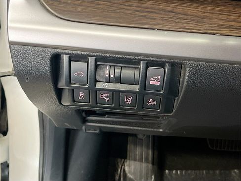 Used 2019 Subaru Outback 3.6R Touring w/ Popular Package #3A image 10
