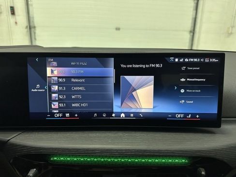 Used 2025 BMW 330i xDrive 330i xDrive w/ Premium Package image 16