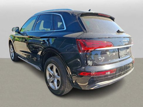 Used 2023 Audi Q5 2.0T Premium w/ Convenience Package AWD/4WD image 4