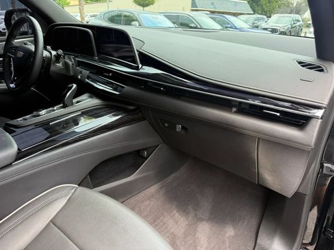 Used 2023 Cadillac Escalade ESV Sport w/ LPO, ONYX Package RWD image 19