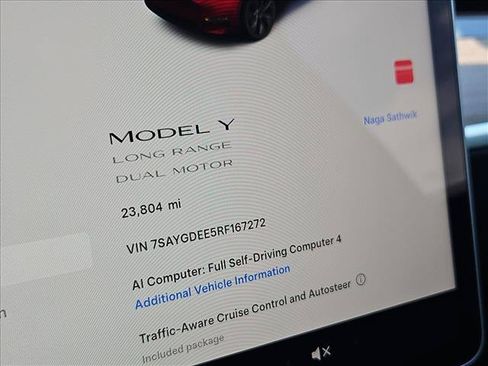 Used 2024 Tesla Model Y Long Range AWD/4WD image 15
