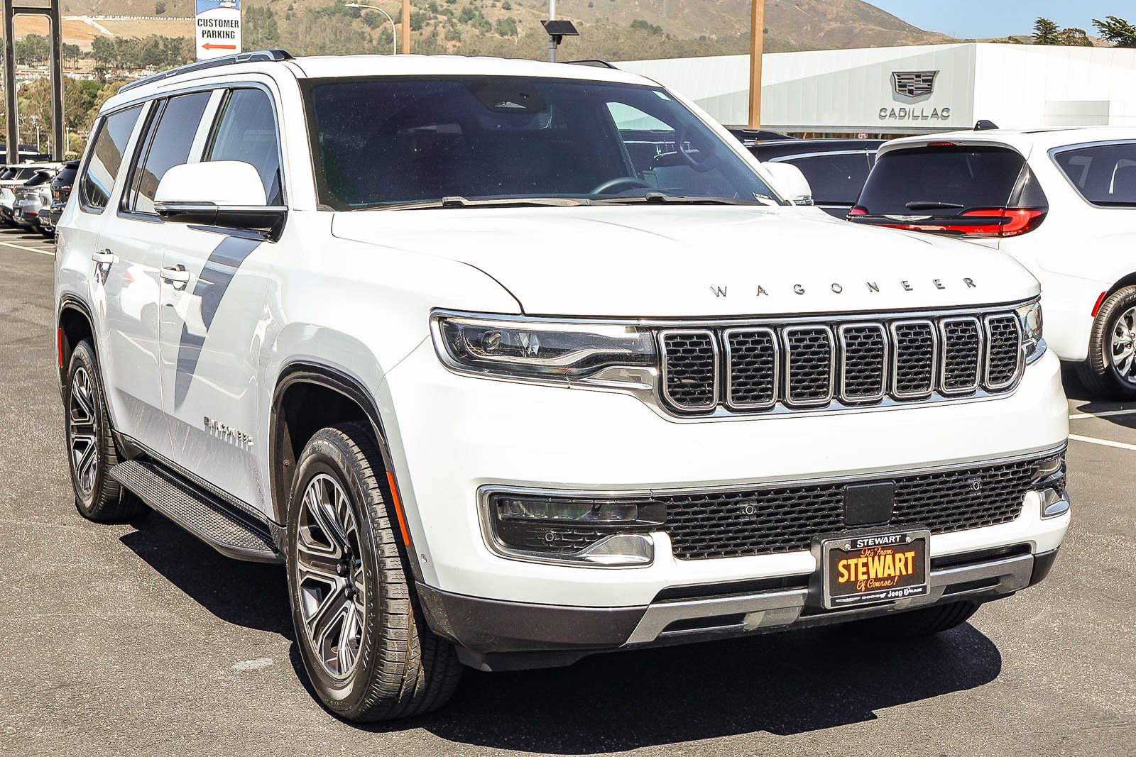 Used 2022 Jeep Wagoneer Series III RWD image 22