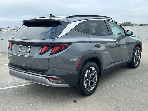 Used 2025 Hyundai Tucson SEL image 12